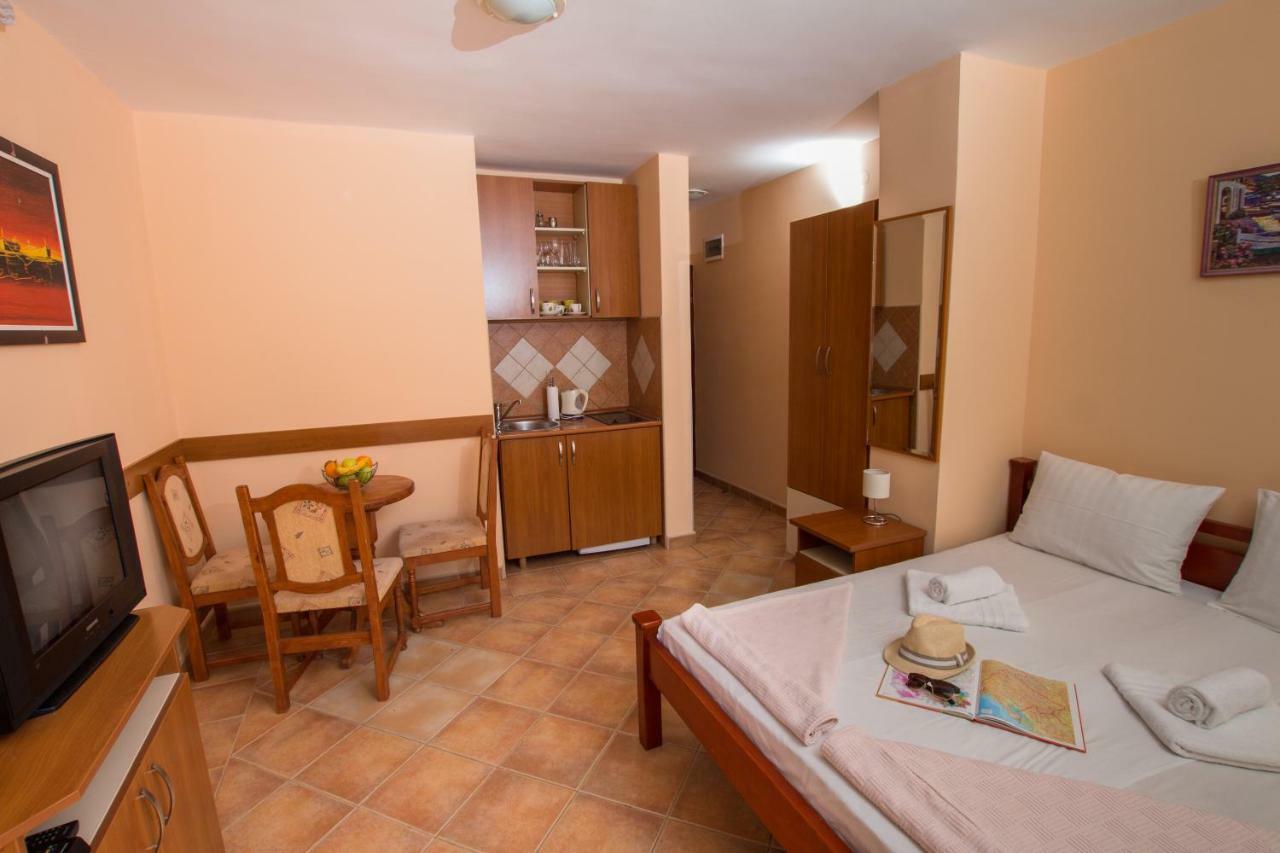Adzic Apartments Budva Luaran gambar